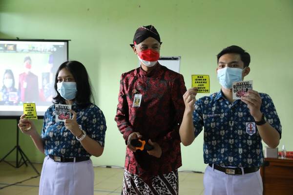 Asah Siswa jadi Musuh Koruptor, Ganjar Lantik Agen Antikorupsi