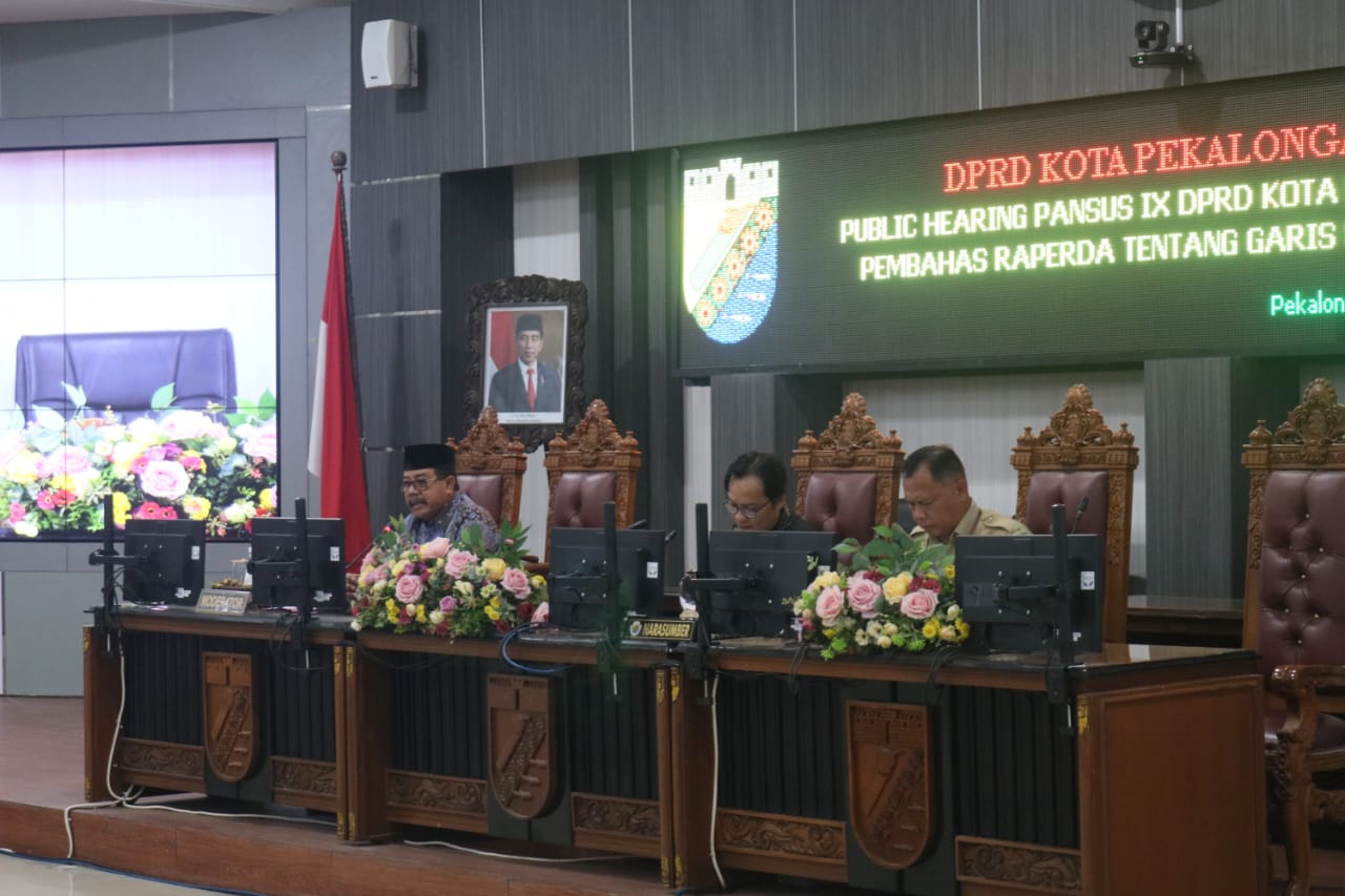 Pansus IX DPRD Gelar Public Hearing Raperda Garis Sempadan