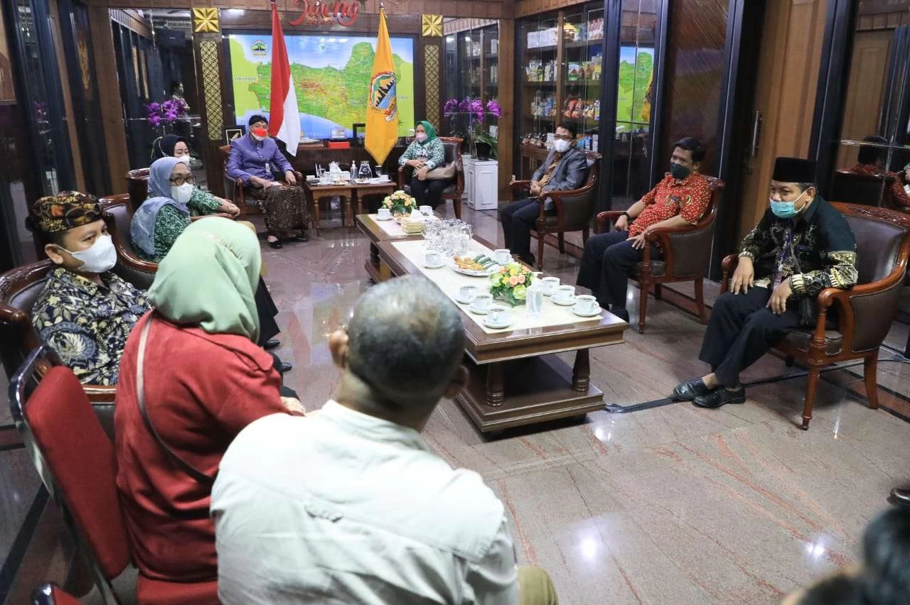 Memberatkan Desa, Ganjar Berharap Ada Koreksi Perpres Nomor 104