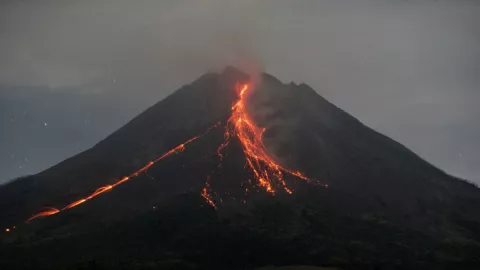 Rabu Pagi, Guguran Lava Pijar Merapi Meluncur 1,7 Km