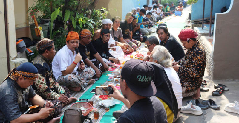 Dewan Kesenian dan Komunitas 'Ngrumat' Kali Kupang