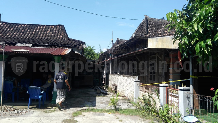 Ditusuk Keponakan, Ibu Tewas dan Anak Luka Serius