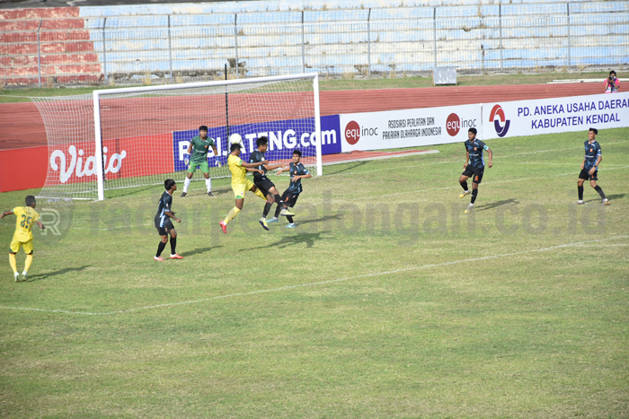 Persik Takluk dari PSIR Rembang