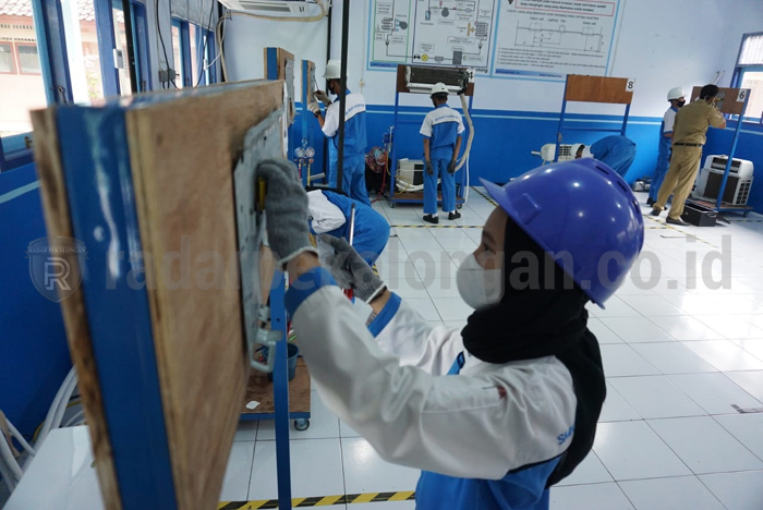 Sekolah Minta Vaksinasi Pelajar Dipercepat
