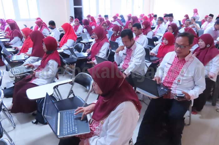 423 ASN Kemenag Kota Pekalongan Ikuti CAT IPMB