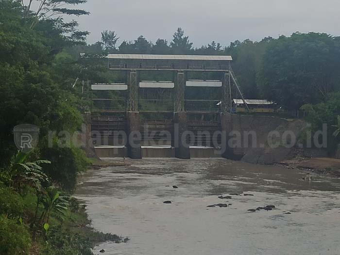 Hari Ini Pintu Bendungan Gembiro