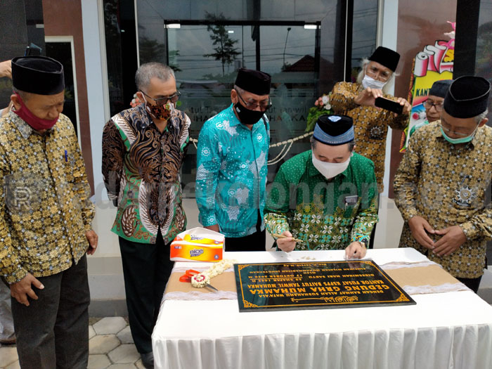 Gedung Baru Pusat Grha Baitut Tamwil Muhamka Diresmikan