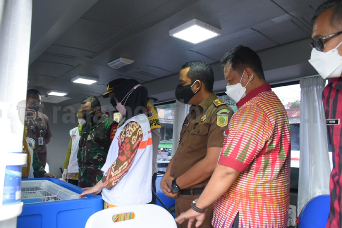 Digempur, Cakupan Vaksinasi Lansia Capai 39,39 %