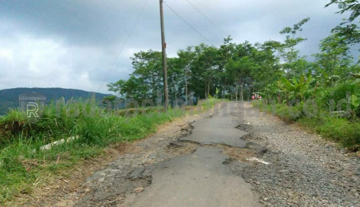 Pandemi Covid, Perbaikan Jalan Molor