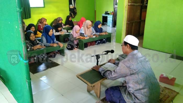 Manfaatkan Ramadan untuk Ngaji Kitab