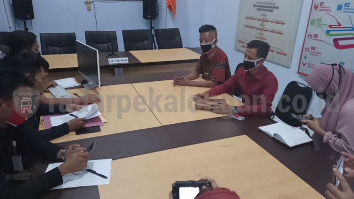 Kades Waru Lor Dilaporkan ke Bawaslu