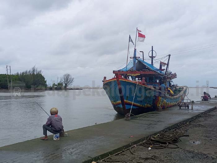 Dua Pekan Nelayan Wonokerto Tak Berani Melaut