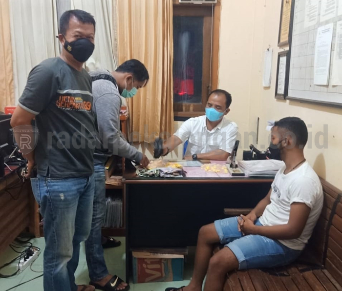 Jual Heximer, Toko Kelontong Digerebek