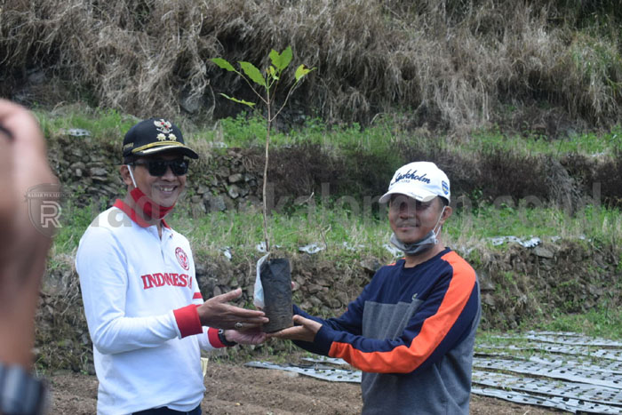 Jangan Hanya Mengambil, Ekosistem Air juga Harus Dijaga