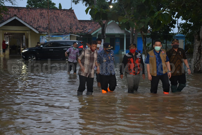 Banjir di Tengeng Wetan Kian Besar