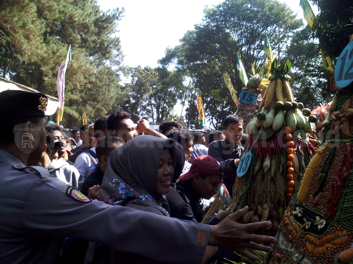 Tradisi Gunungan Sego Megono Ditiadakan