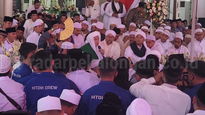 Puluhan Ribu Jemaah Hadiri Puncak Peringatan Maulid di Kanzus Sholawat