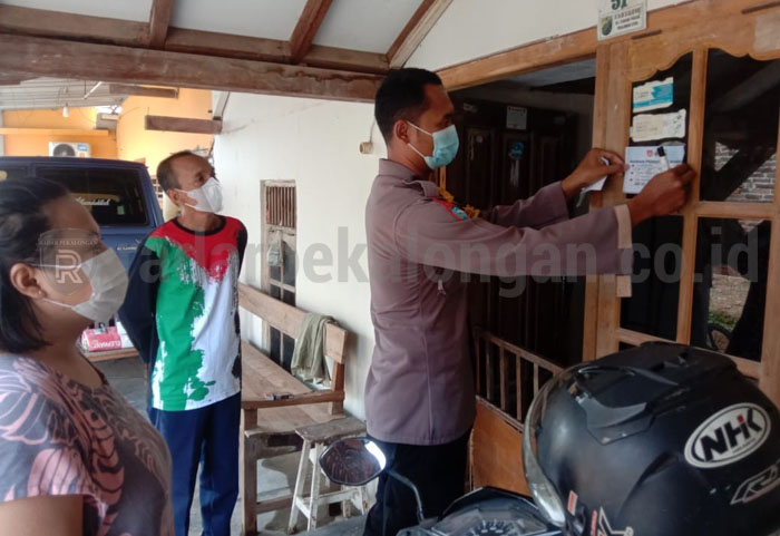 Rumah Pemudik Ditempeli Stiker