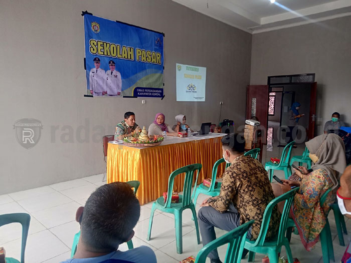 Sekolah Pasar, Ruang Pedagang Belajar Marketing Online