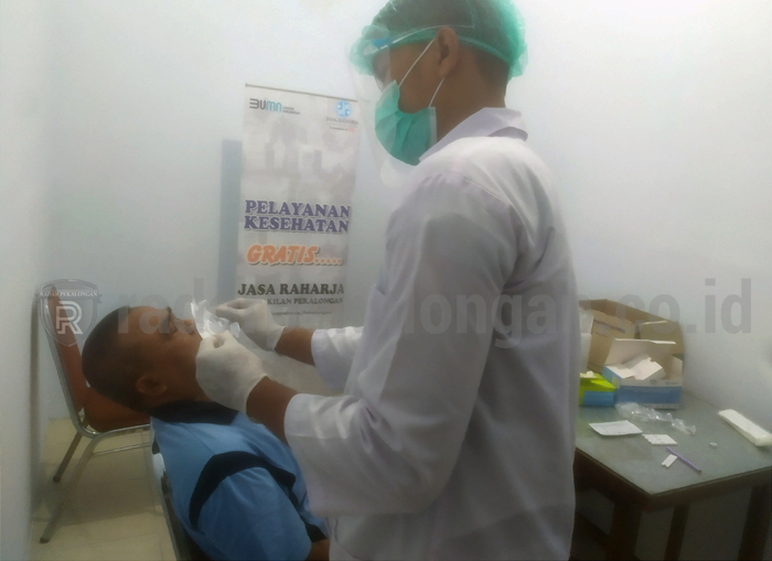 Masyarakat Antusias Manfaatkan Layanan Swab Antigen Gratis