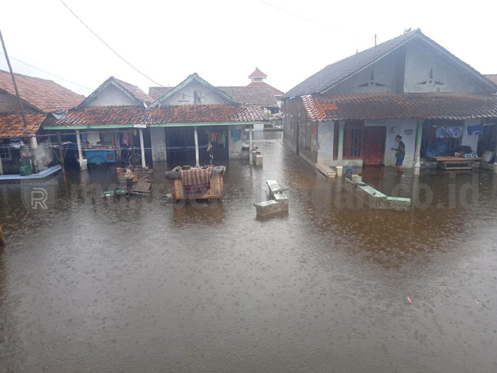 375 Rumah Masih Tergenang Banjir