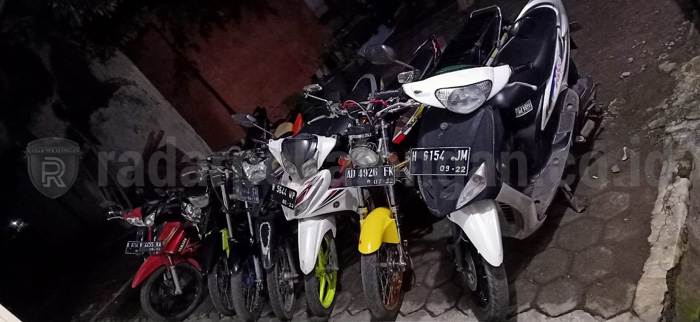 Bubarkan Balap Liar, Petugas Amankan 2 Remaja dan 7 Sepeda Motor