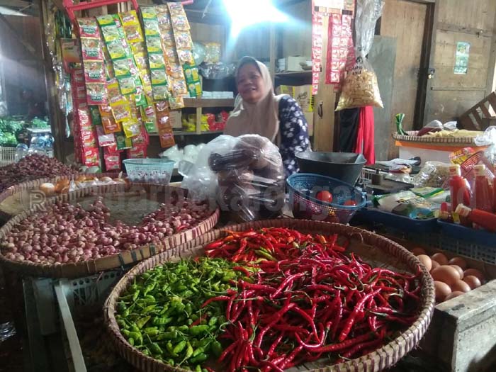 Harga Cabai dan Kol Meroket