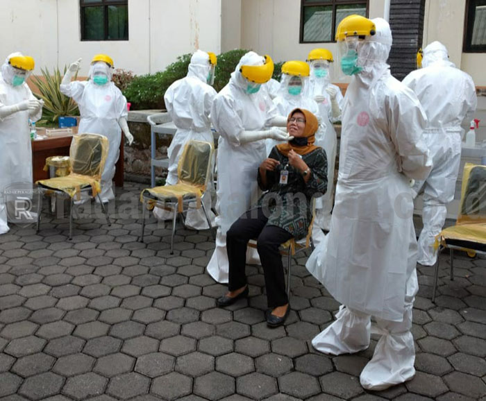 Ratusan ASN di Lingkungan Pemkab Pekalongan di Swab Test