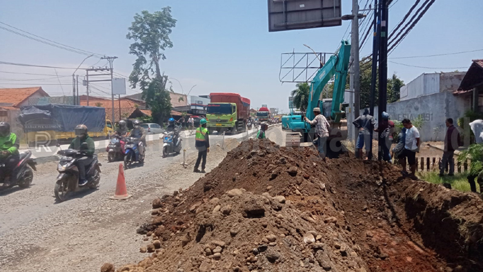 Cegah Macet, Mobil Diminta Via Tol