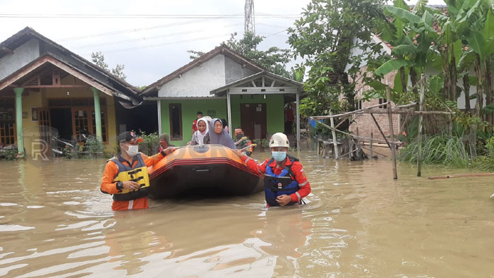 25 Desa di Kota Santri Terendam Banjir