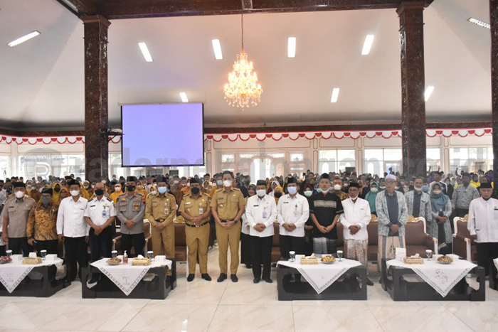 Jumlah Calhaj 2022 Terpangkas Separuh