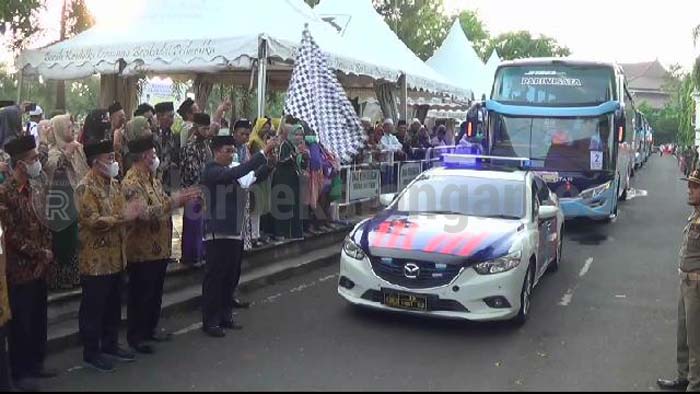 493 Calon Jamaah  Haji Kendal Diberangkatkan