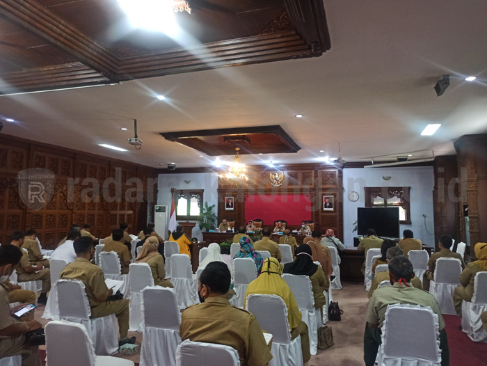 Clear, Status PTT Dihapuskan