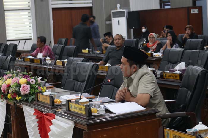 Anggota DPRD Pertanyakan Pelaksanaan Dua Proyek