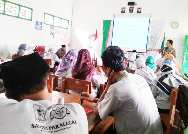 Santri Diajak Melek Hukum