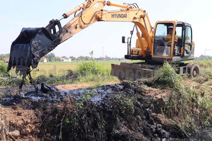 DPUPR Tinggikan Talud Sungai Bremi