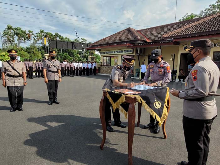 Jabatan Kabagren dan Kasatreskrim Diserahterimakan