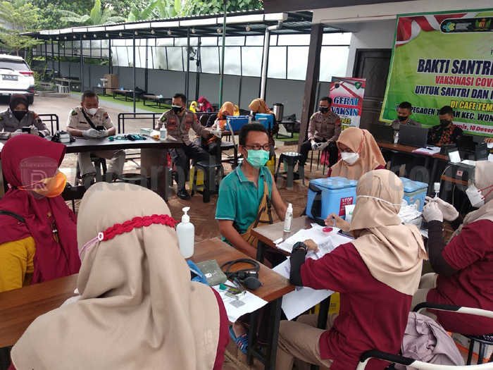 Santri Gayeng Dukung Percepatan Capain Vaksinasi