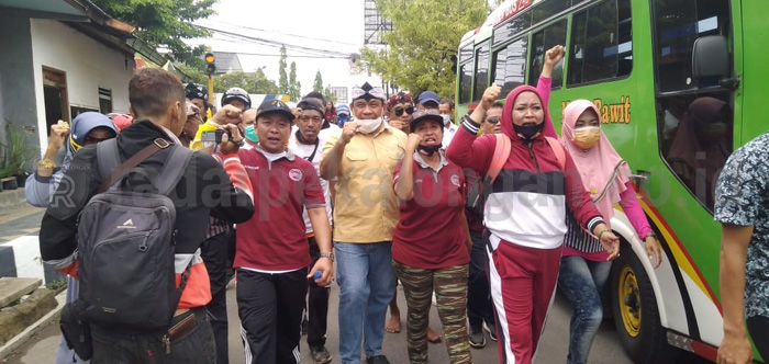Penuhi Nadar, Korcam Siboli Jalan Kaki 30 KM