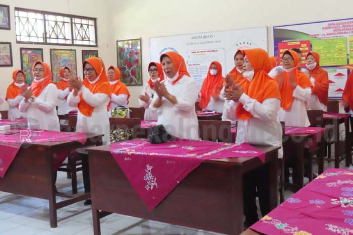 Sekolah Lansia Diresmikan