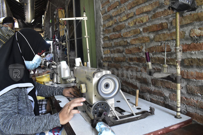 Konveksi Kebanjiran Pesanan Masker