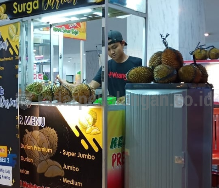 Hadir, Kuliner Serba Durian