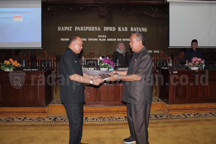 Jenis Pajak dan Retribusi Daerah Dipangkas