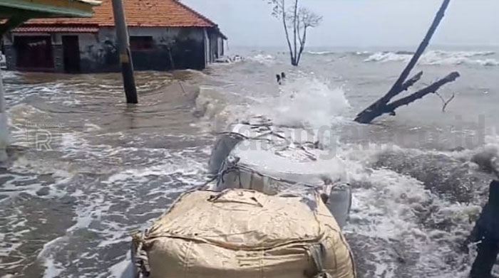 Relokasi Gagal, Warga Simonet Kecewa