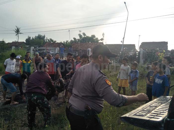 Dua Pencuri Kambing Dimassa, Motor Dibakar