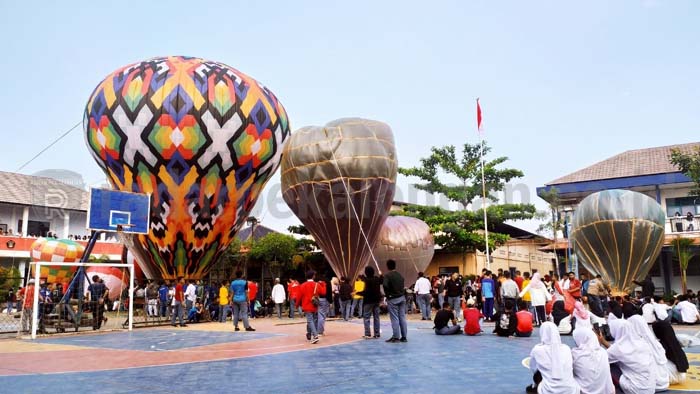 Sekolah Gelar Festival Balon