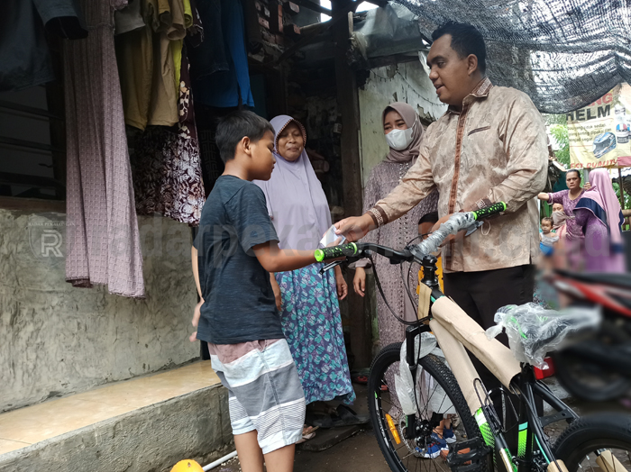 Ditinggal Sekolah, Sepeda Bocah Yatim Dimaling