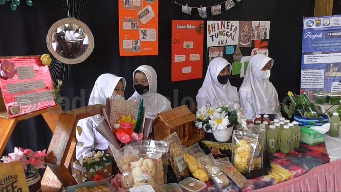 Siswa Hasilkan Minuman Mangrove