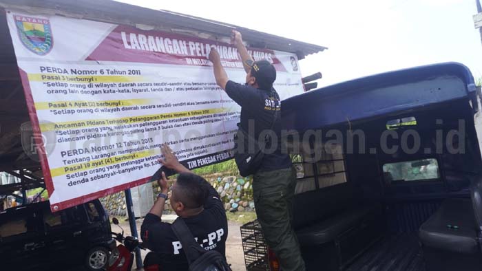 Spanduk Larangan Prostitusi dan Miras Dipasang di di Boyongsari