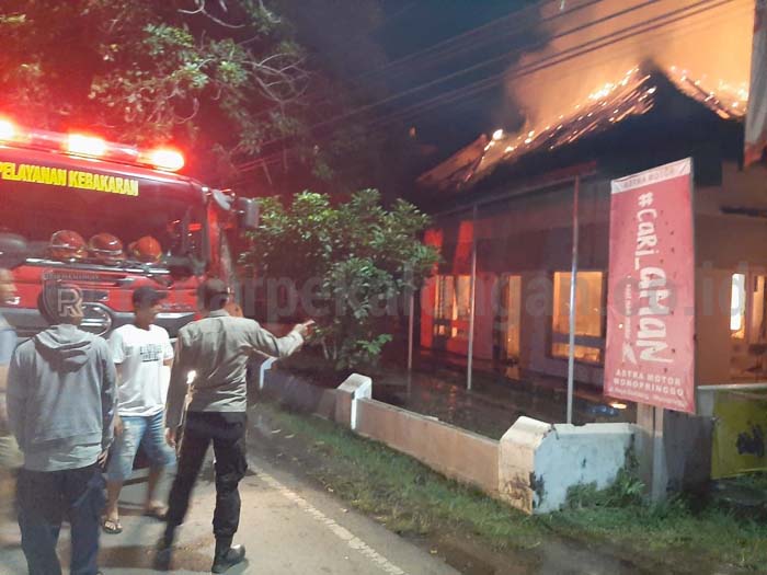 Jebol Teralis, 2 Anak Selamat dari Kebakaran